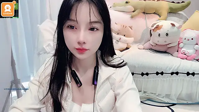 AKiKi711 online show from October 2025 04:36:01 AM