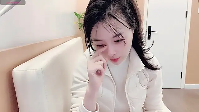 AKiKi711 online show from February 2026 04:53:01 AM