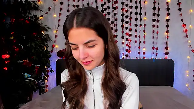 Snapshot of Milana_Crystal_ chatting on February 2026 08:08:02 AM Milana Crystal online show from February 2026 08:08:02 AM