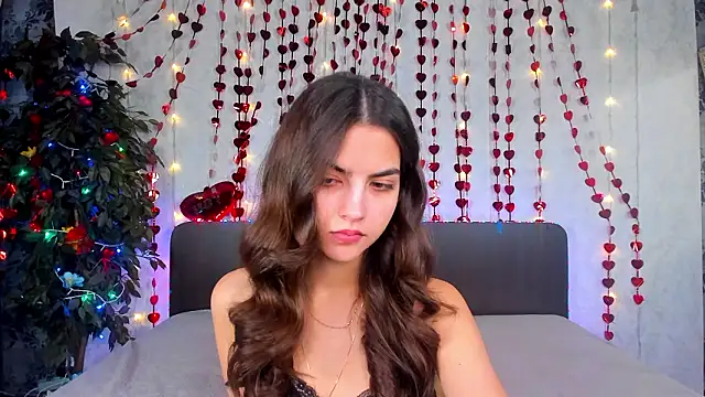 Snapshot of Milana_Crystal_ chatting on February 2026 08:15:02 AM Milana Crystal online show from February 2026 08:15:02 AM