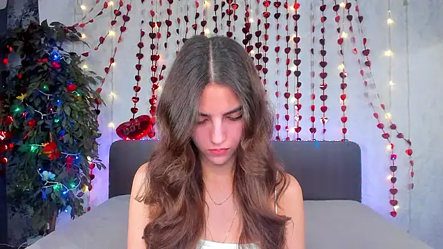 Snapshot of Milana_Crystal_ chatting on February 2026 08:13:01 AM Milana Crystal online show from February 2026 08:13:01 AM