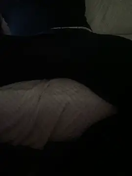 Snapshot of kiksnap-meistro5 chatting on February 2025 08:11:01 PM kiksnap-meistro5 online show from February 2025 08:11:01 PM