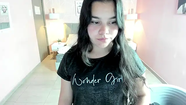 Snapshot of zara__sweet chatting on January 2025 01:19:02 PM zara sweet online show from January 2025 01:19:02 PM