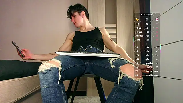 ChristianLevine  online show from January 2026 04:53:02 PM