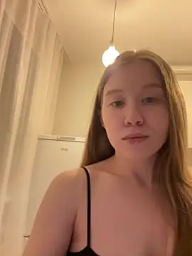 Eva Weyne online show from February 2026 10:46:02 PM