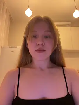 Snapshot of Eva_Weyne chatting on June 2026 09:06:02 PM Eva Weyne online show from June 2026 09:06:02 PM