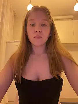 Snapshot of Eva_Weyne chatting on June 2026 09:29:02 PM Eva Weyne online show from June 2026 09:29:02 PM