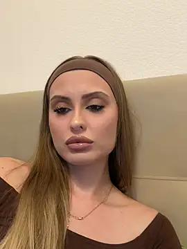 Sweet  Milly online show from March 2026 04:43:01 PM