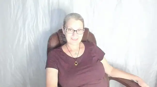 irinamaux online show from February 2025 03:18:02 PM