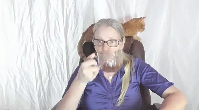 irinamaux online show from February 2025 10:26:01 AM