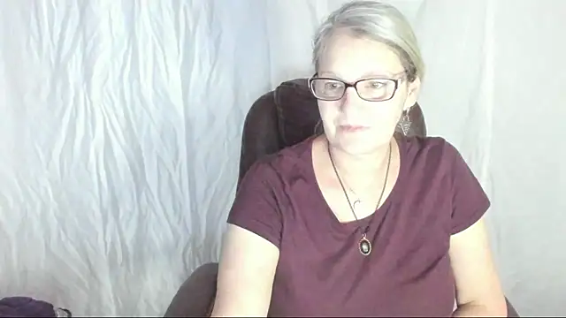 irinamaux online show from March 2025 07:51:02 AM