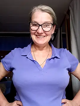 irinamaux online show from September 2025 01:51:02 AM