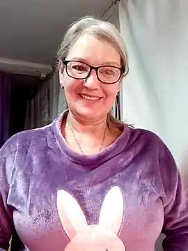 irinamaux online show from February 2026 04:43:02 AM