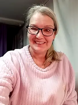 irinamaux online show from February 2026 01:32:01 AM