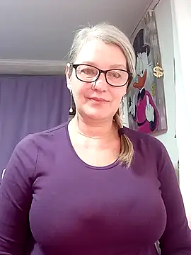 irinamaux online show from February 2026 05:41:01 AM