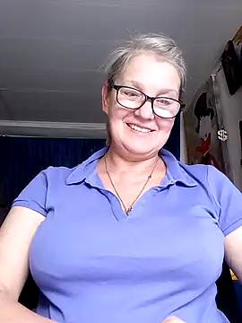 irinamaux online show from July 2026 01:32:02 AM