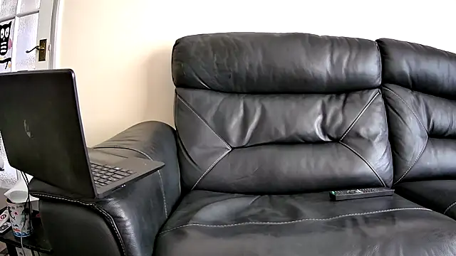 johnjay00 online show from December 2024 01:25:01 PM