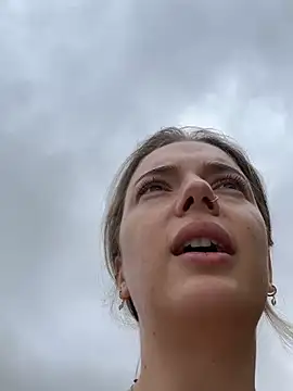 Snapshot of LexyGold chatting on October 2025 08:51:02 AM LexyGold online show from October 2025 08:51:02 AM