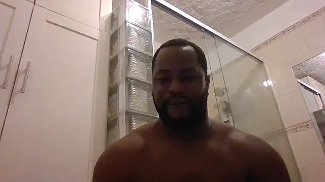 Snapshot of Bighood_T chatting on June 2026 04:15:01 AM Bighood T online show from June 2026 04:15:01 AM
