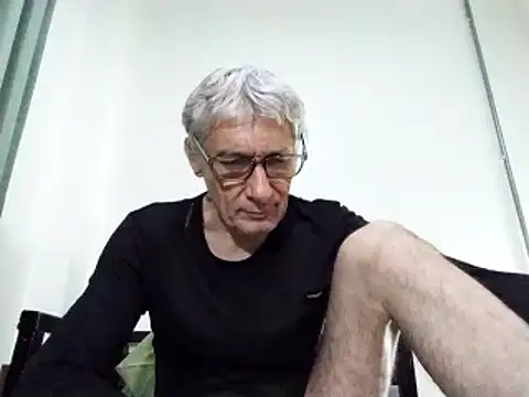 Snapshot of BIGUNCUTHARDCOCK chatting on March 2025 08:30:01 AM BIGUNCUTHARDCOCK online show from March 2025 08:30:01 AM