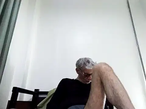 Snapshot of BIGUNCUTHARDCOCK chatting on March 2025 04:10:01 PM BIGUNCUTHARDCOCK online show from March 2025 04:10:01 PM