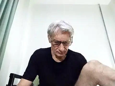 Snapshot of BIGUNCUTHARDCOCK chatting on March 2025 11:05:01 AM BIGUNCUTHARDCOCK online show from March 2025 11:05:01 AM