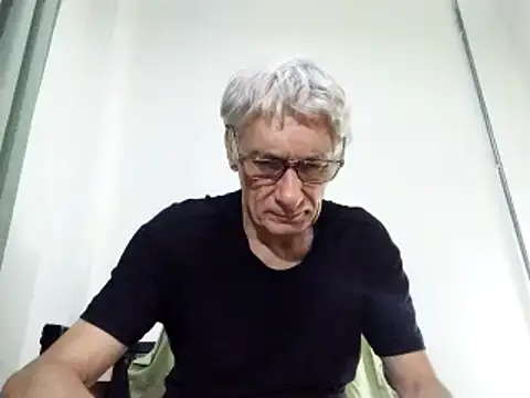 Snapshot of BIGUNCUTHARDCOCK chatting on March 2025 03:04:02 PM BIGUNCUTHARDCOCK online show from March 2025 03:04:02 PM