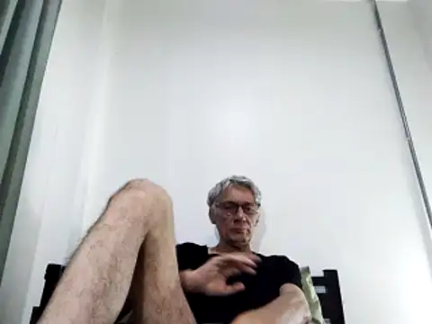 Snapshot of BIGUNCUTHARDCOCK chatting on March 2025 12:29:02 AM BIGUNCUTHARDCOCK online show from March 2025 12:29:02 AM