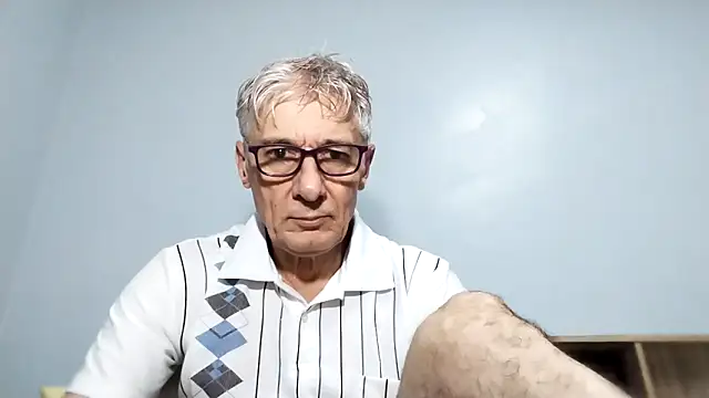 Snapshot of BIGUNCUTHARDCOCK chatting on September 2025 01:39:01 AM BIGUNCUTHARDCOCK online show from September 2025 01:39:01 AM