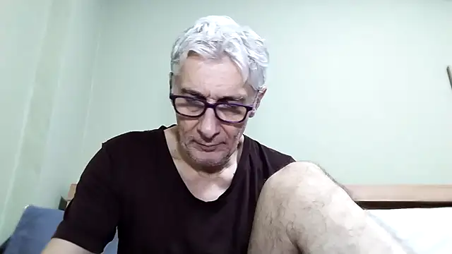 Snapshot of BIGUNCUTHARDCOCK chatting on November 2025 05:09:02 AM BIGUNCUTHARDCOCK online show from November 2025 05:09:02 AM