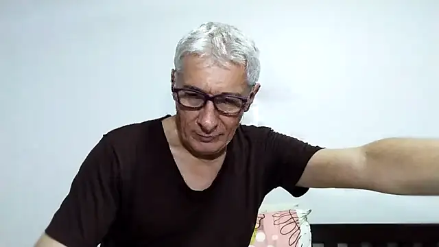 BIGUNCUTHARDCOCK online show from February 2026 07:24:01 AM