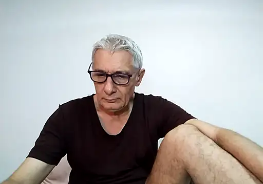 BIGUNCUTHARDCOCK online show from April 2026 01:25:01 AM