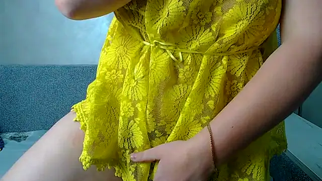 Longhairgirl online show from December 2025 12:36:02 PM