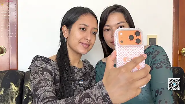 2SummerLove1 online show from April 2026 02:15:01 PM