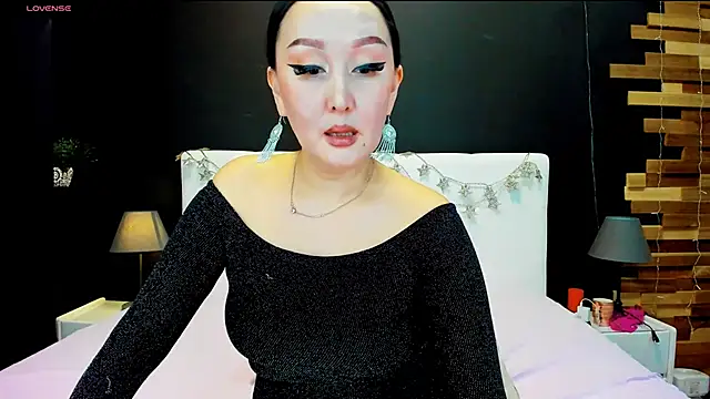 Snapshot of Julianna_Jami chatting on February 2025 11:38:02 AM Julianna Jami online show from February 2025 11:38:02 AM