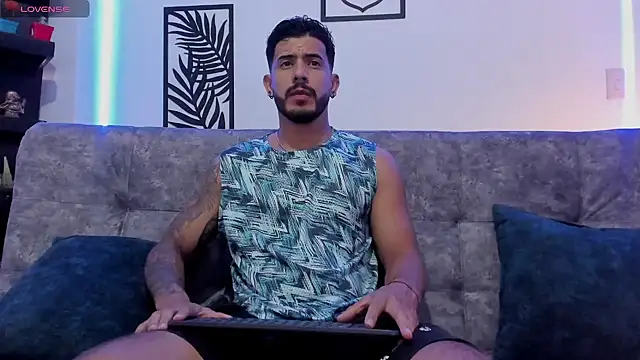 Snapshot of Bruno_Mattos chatting on January 2025 09:50:02 PM Bruno Mattos online show from January 2025 09:50:02 PM