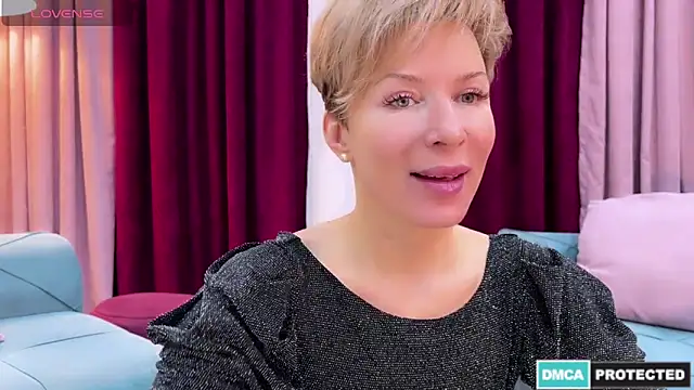 UrGoddessJenny online show from January 2025 03:19:01 PM