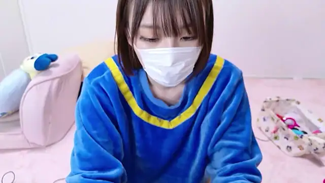 hi---chan- online show from April 2026 02:11:01 PM