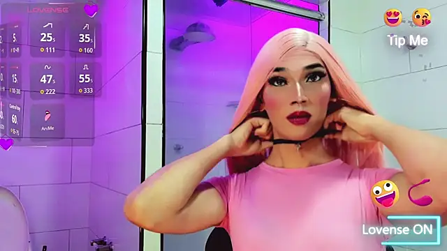 Snapshot of Victoria_Kastelo chatting on November 2025 07:14:01 PM Victoria Kastelo online show from November 2025 07:14:01 PM