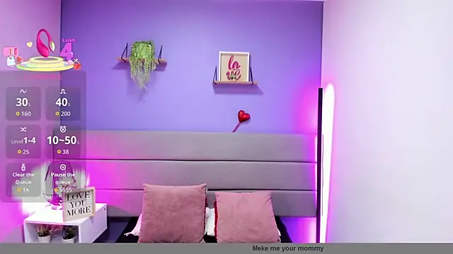 Alicebrooks  online show from April 2026 01:04:01 PM