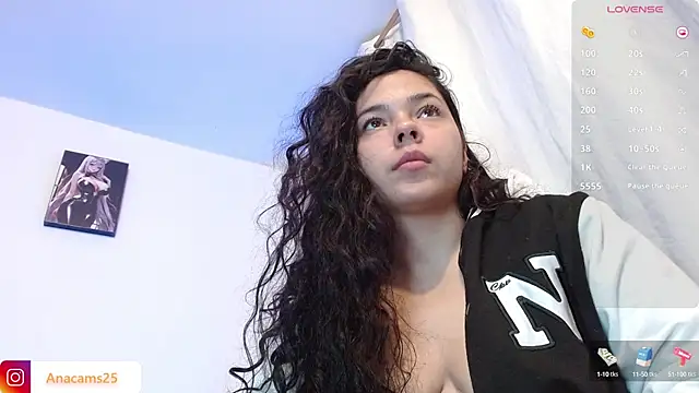 daarklover online show from December 2024 05:04:01 AM