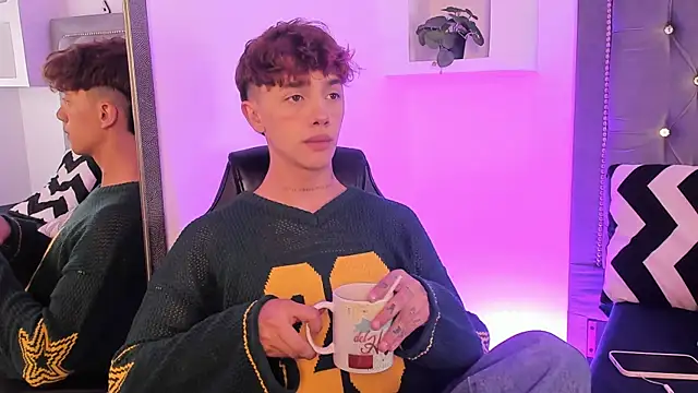 Tomy Rox online show from November 2025 06:06:02 AM