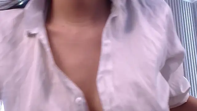 AnyaFloyd69 online show from September 2025 09:15:02 PM