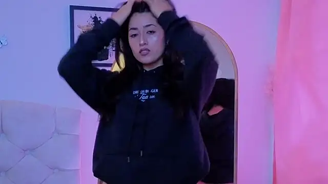 ChanellGV online show from November 2025 10:32:02 PM