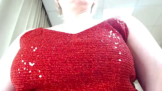 Snapshot of BlondeBrilliant7 chatting on January 2025 12:26:01 PM BlondeBrilliant7 online show from January 2025 12:26:01 PM