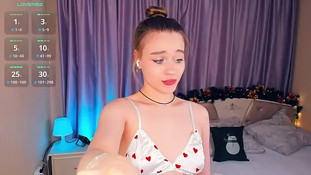 CedelKyngi online show from January 2025 10:36:02 AM