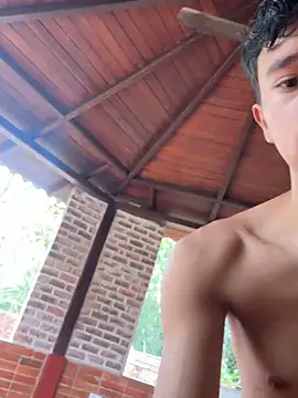 Angel esteban fx online show from December 2025 02:15:01 PM