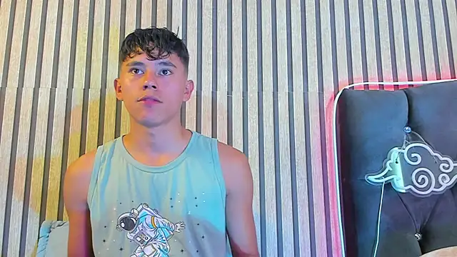 Angel esteban fx online show from June 2026 08:14:02 PM