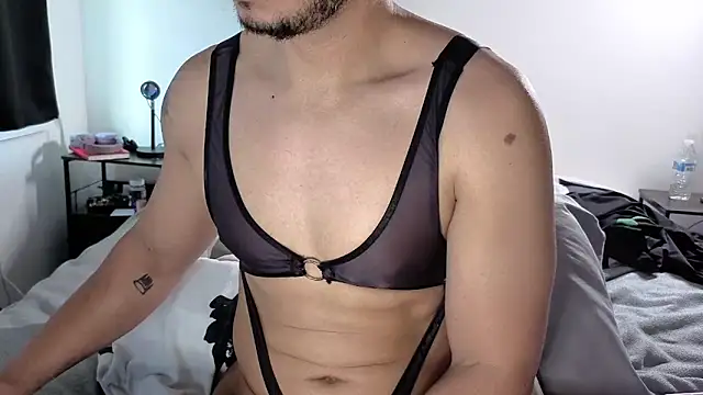 berriess  online show from April 2026 12:01:01 PM