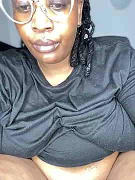 MsWhiteChocolatte online show from December 2025 03:18:02 PM